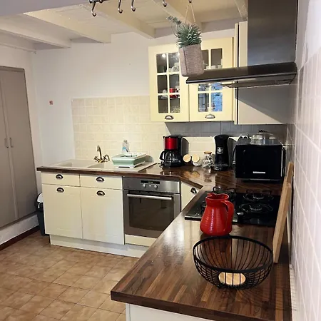 Vakantiehuis Maison Authentique Au Pied De La Montagne Noire