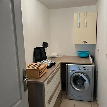 Maison Authentique Au Pied De La Montagne Noire Vakantiehuis